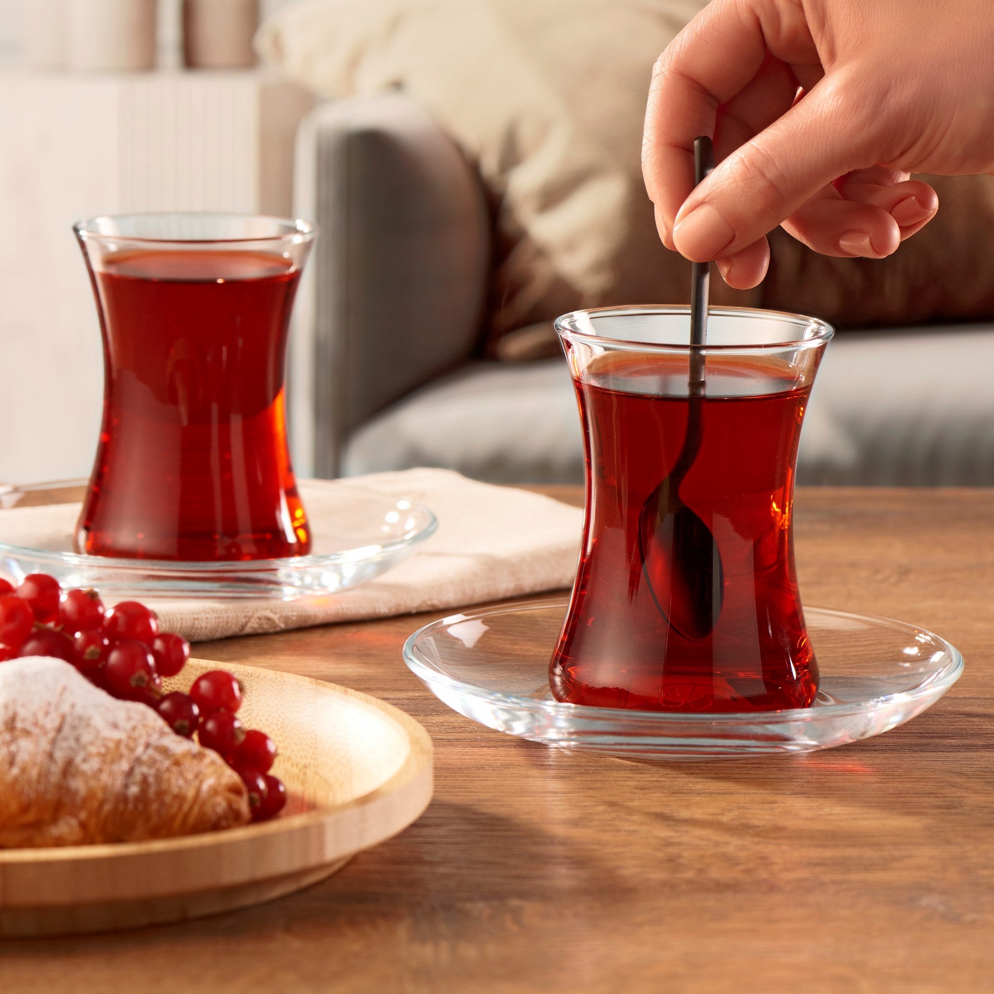 Set gota dhe pjatëza çaji Misis (12 pjesë), 160 ml