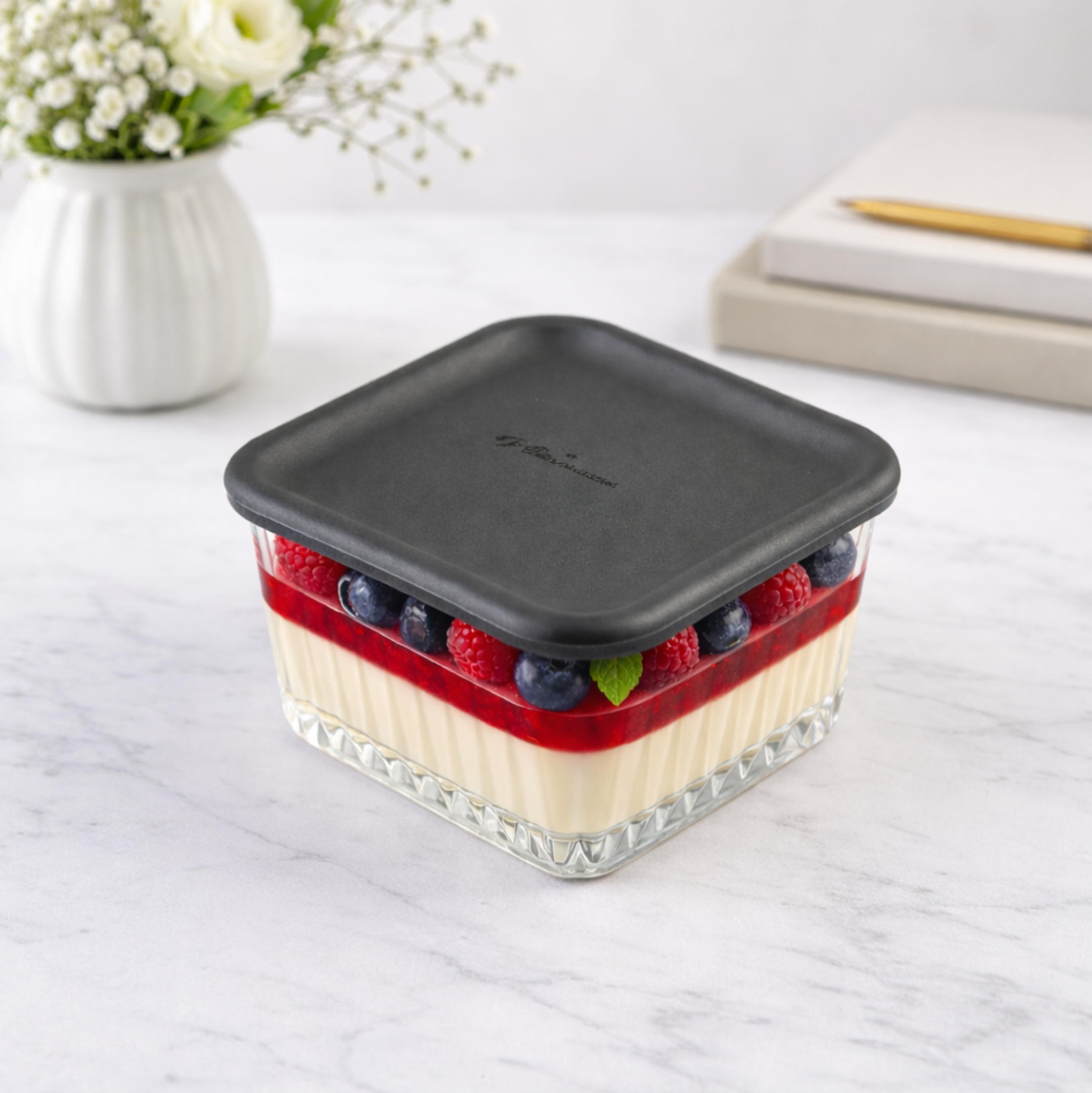 Set - Enë qelqi dhe kapak për ëmbëlsirë Freyza (12 copë), 225 mL