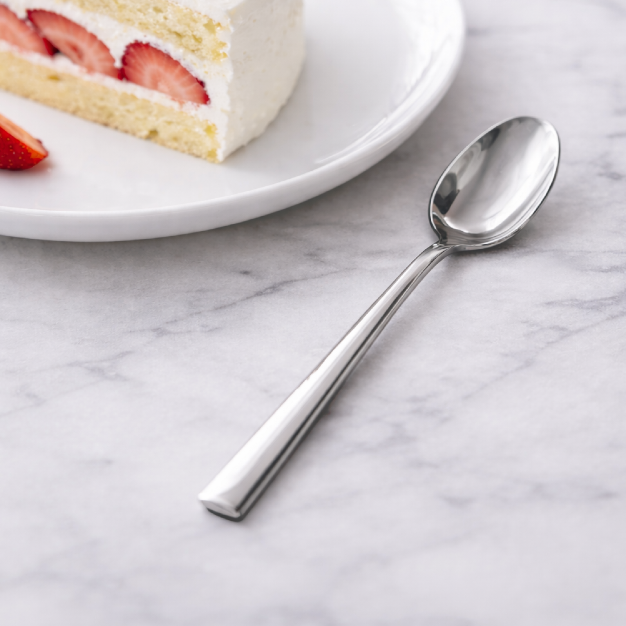 Set - Lugë inox për ëmbëlsire (6 copë)